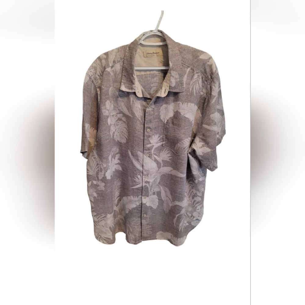 Tommy Bahama grey linen short sleeve shirt